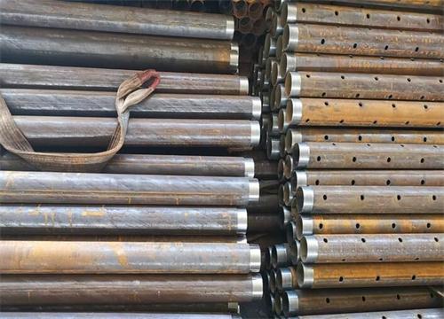 仲巴无缝钢花管